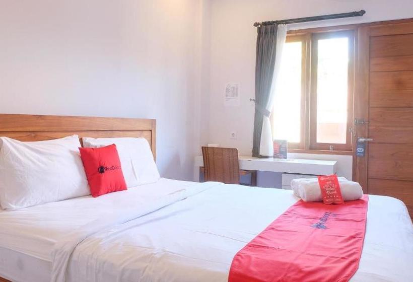 Otel Reddoorz @ Taman Griya Jimbaran 2