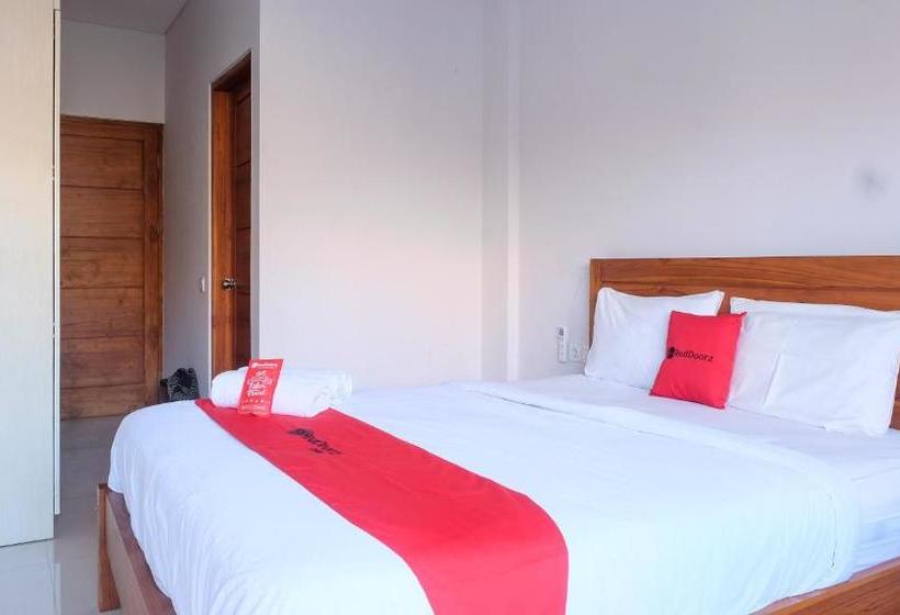 Otel Reddoorz @ Taman Griya Jimbaran 2