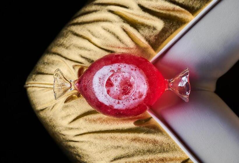 Sls Dubai Hotel & Residences