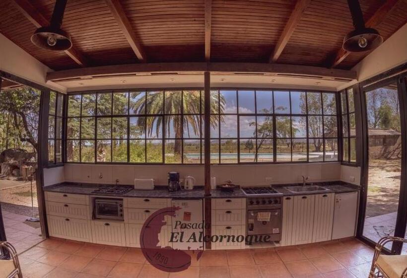 Hostel Posada El Alcornoque