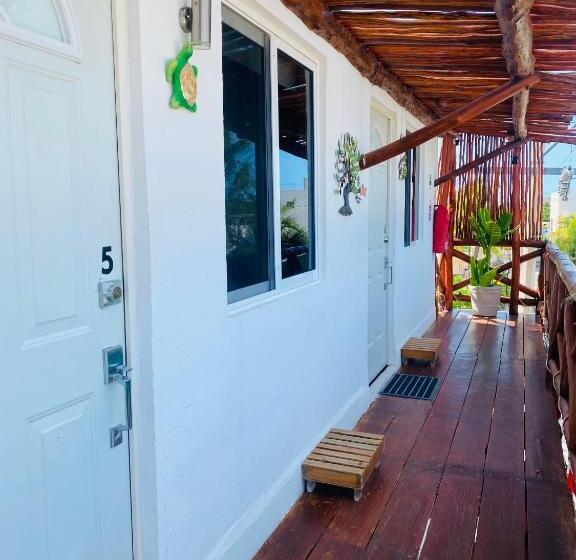 Casa Coronaa Holbox México