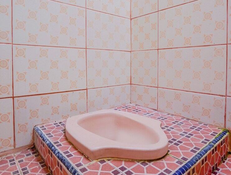 בית מלון כפרי Oyo 90352 Villa Agape 2