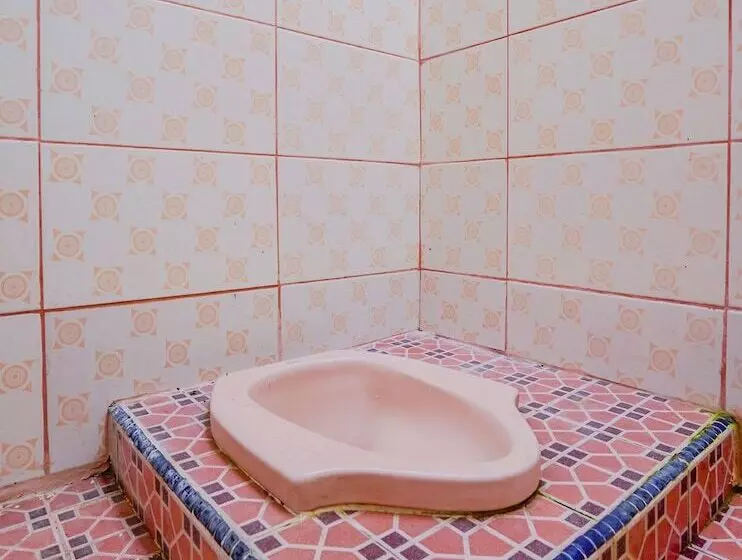 Hotelli Oyo 90352 Villa Agape 2