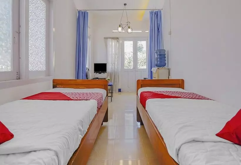 Hotelli Oyo 90352 Villa Agape 2