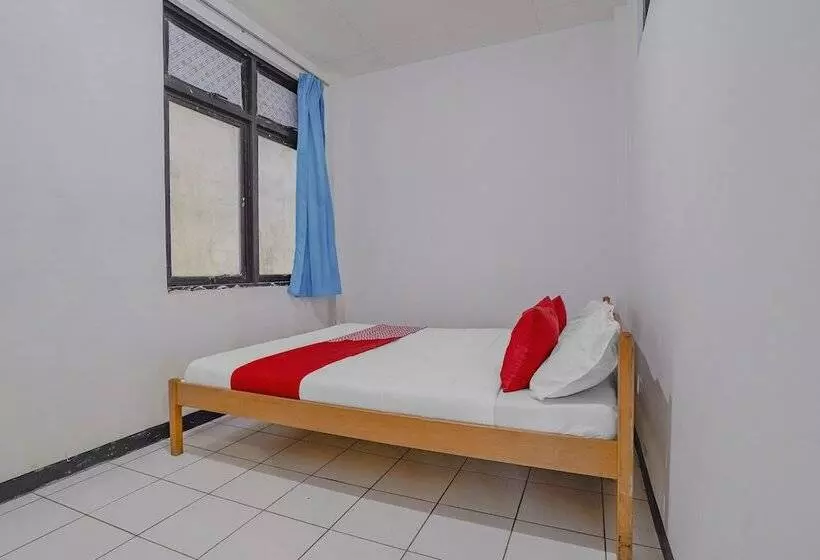 Hotelli Oyo 90352 Villa Agape 2