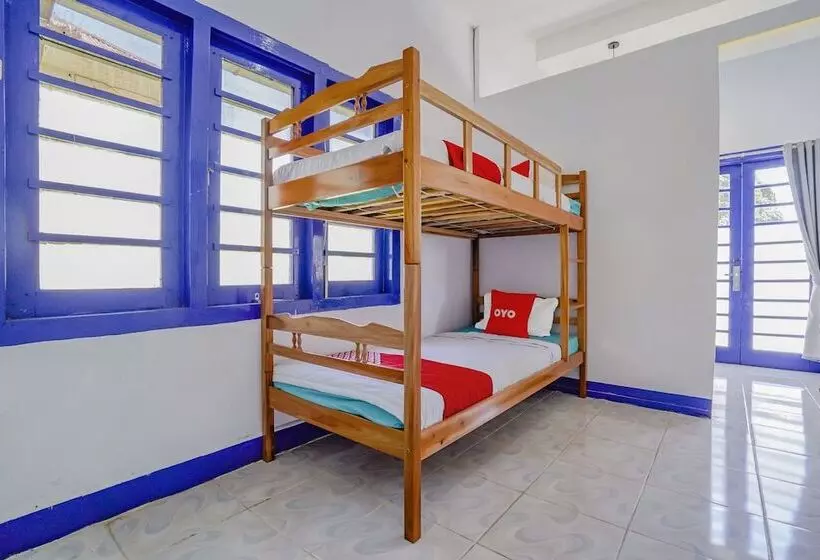 Hotelli Oyo 90352 Villa Agape 2