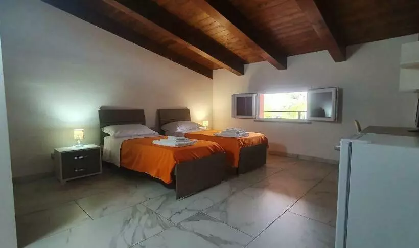 تختخواب و صبحانه Alepou Guest House