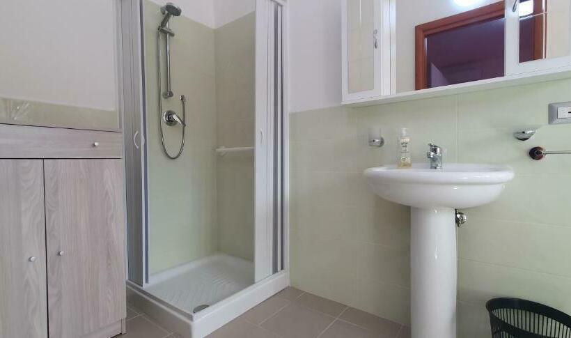 مبيت وإفطار Alepou Guest House