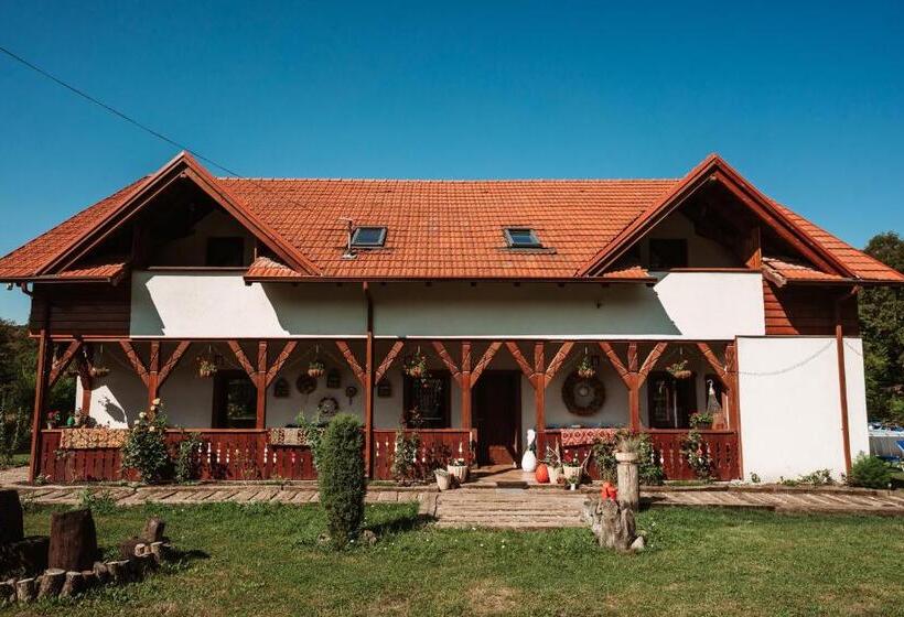 住宿加早餐 Casa Cu Prispa