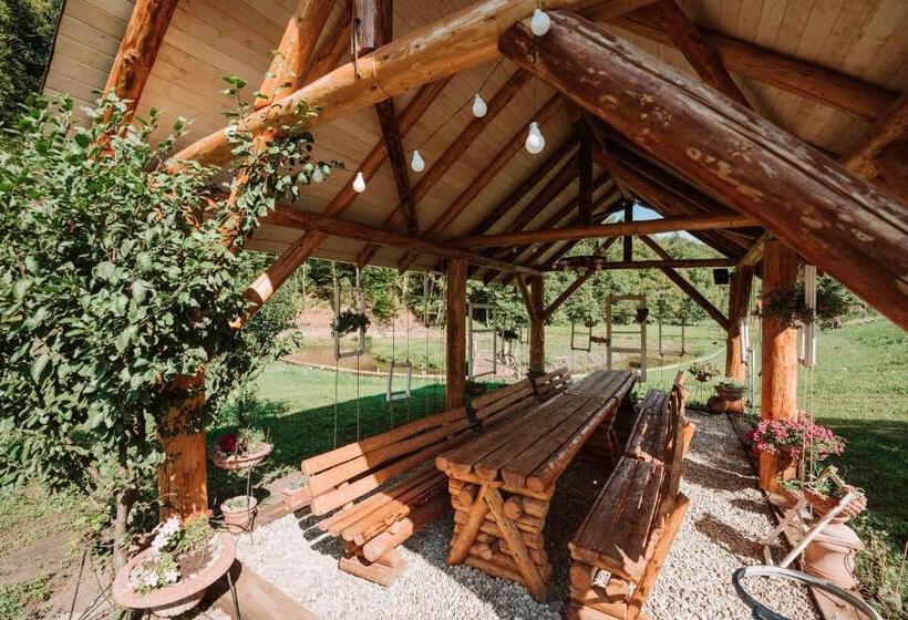 住宿加早餐 Casa Cu Prispa