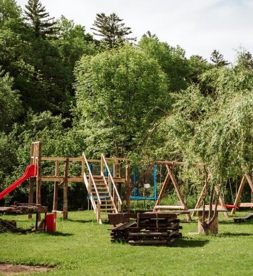 住宿加早餐 Casa Cu Prispa