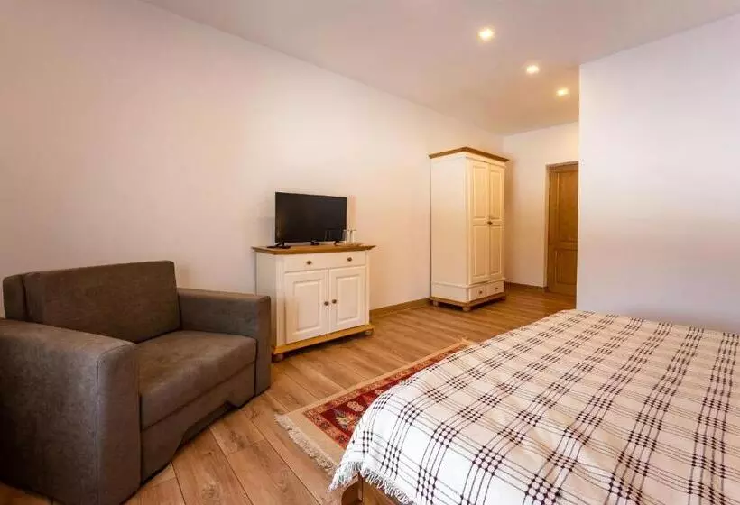 Bed and Breakfast Casa Cu Prispa