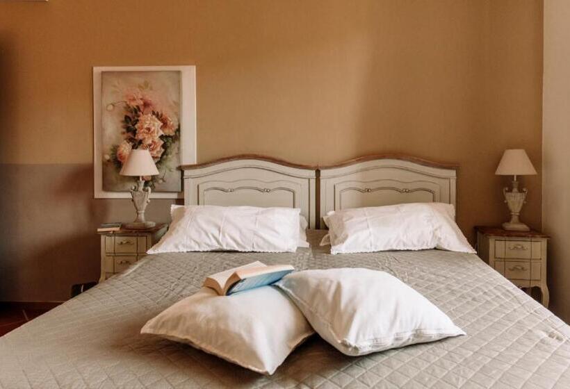 Отель Casa Barbabuc