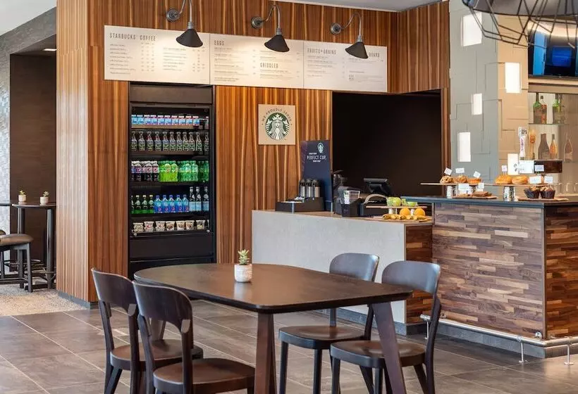 Hotelli Courtyard By Marriott Petaluma Sonoma County