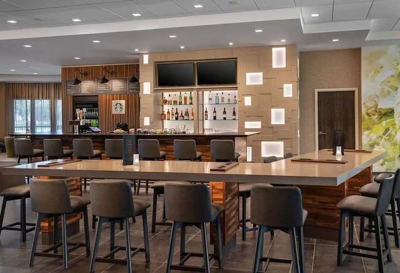 Hotelli Courtyard By Marriott Petaluma Sonoma County