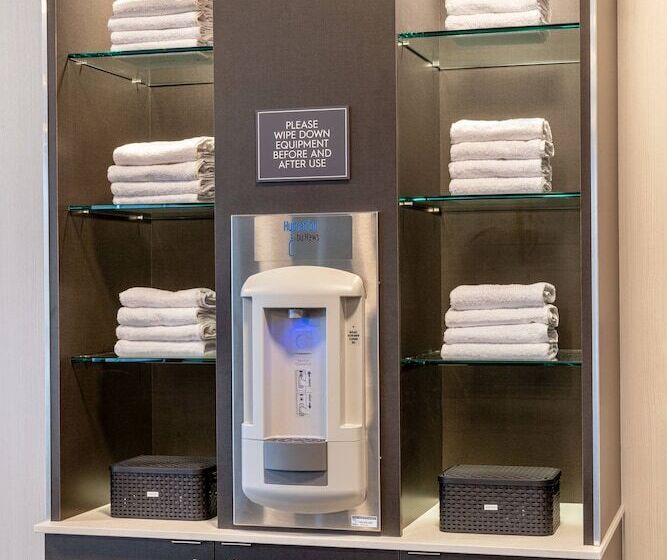 فندق Courtyard By Marriott Petaluma Sonoma County