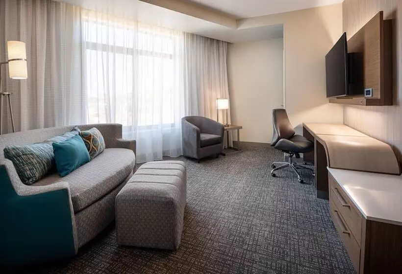 Hotelli Courtyard By Marriott Petaluma Sonoma County