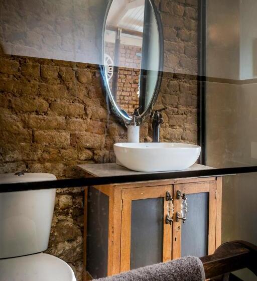 פנסיון 1 Queen Vic