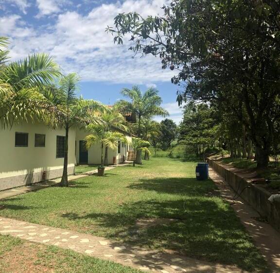 Pansiyon Pousada Dos Ypês