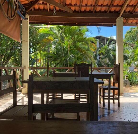 Pansiyon Pousada Dos Ypês