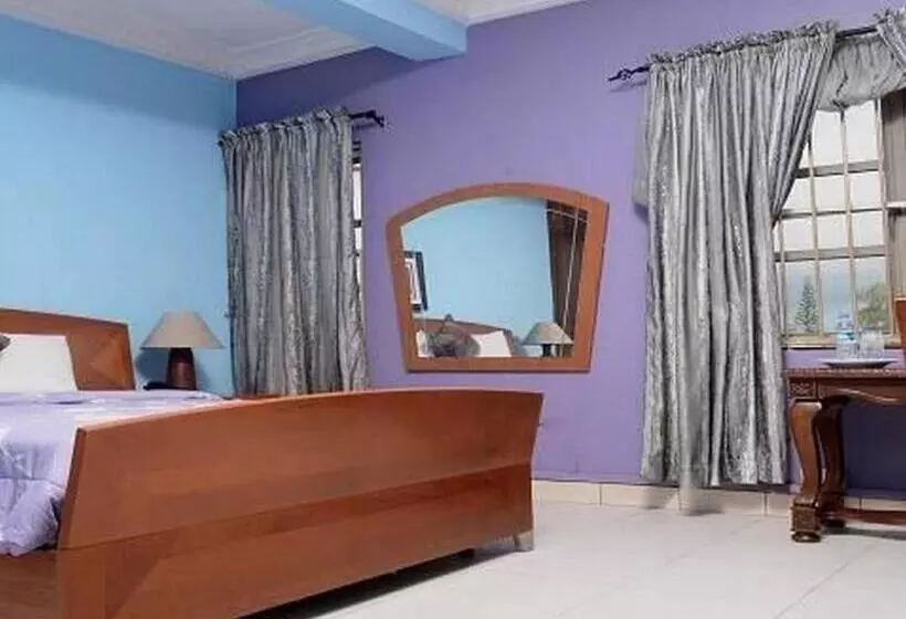 ペンション Room In Lodge   Christine Apartment Hotel Ltd