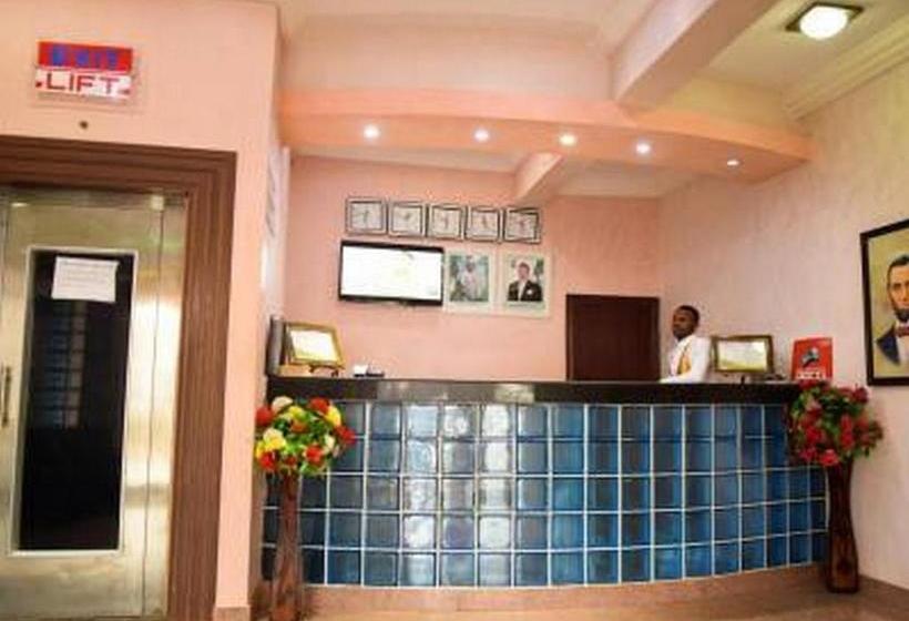 پانسیون Don  Ritz S Conference Centre