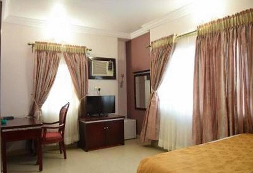 پانسیون Don  Ritz S Conference Centre