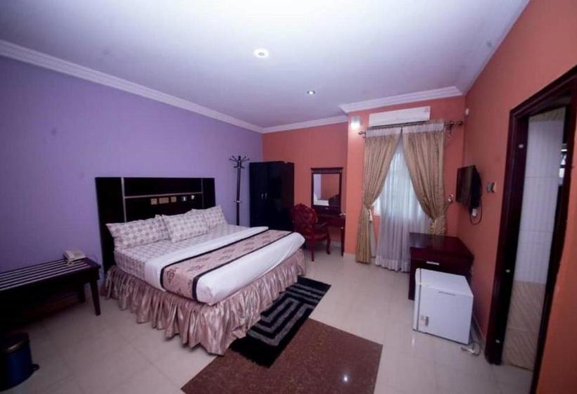 پانسیون Don  Ritz S Conference Centre