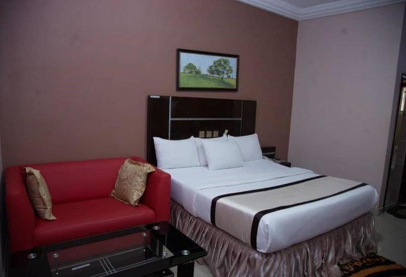 پانسیون Don  Ritz S Conference Centre