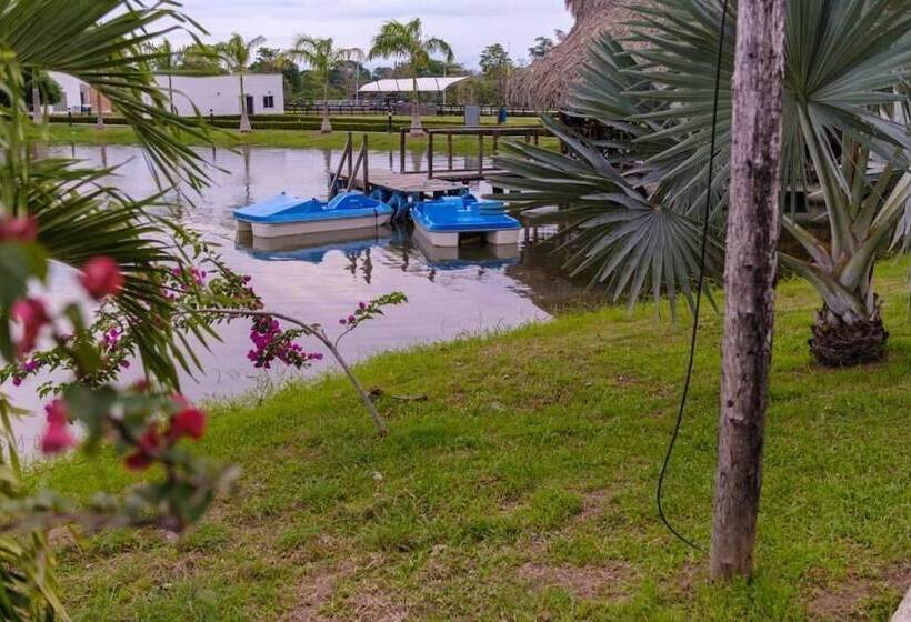 בית מלון כפרי Resort Marianza