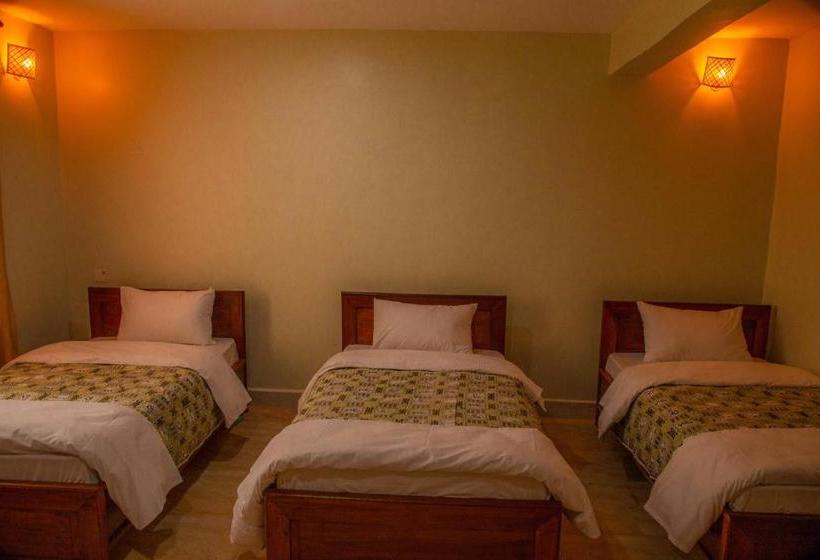 בית מלון כפרי Dual Mountain View Lodge