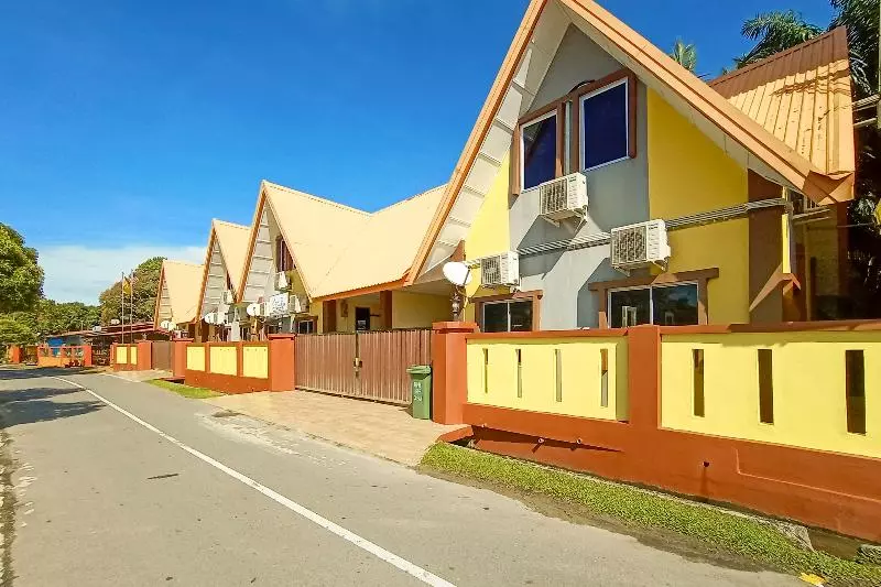 هتل Oyo 90247 Homestay Canada Hill