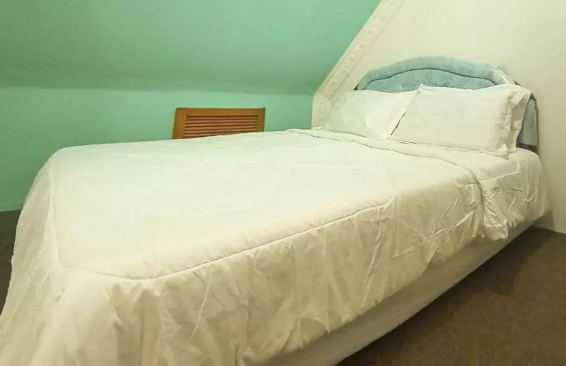 هتل Oyo 90247 Homestay Canada Hill