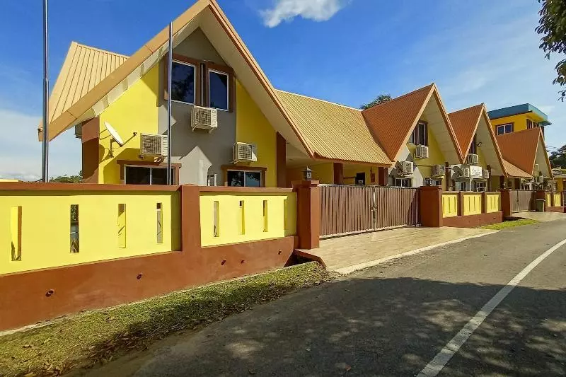 هتل Oyo 90247 Homestay Canada Hill