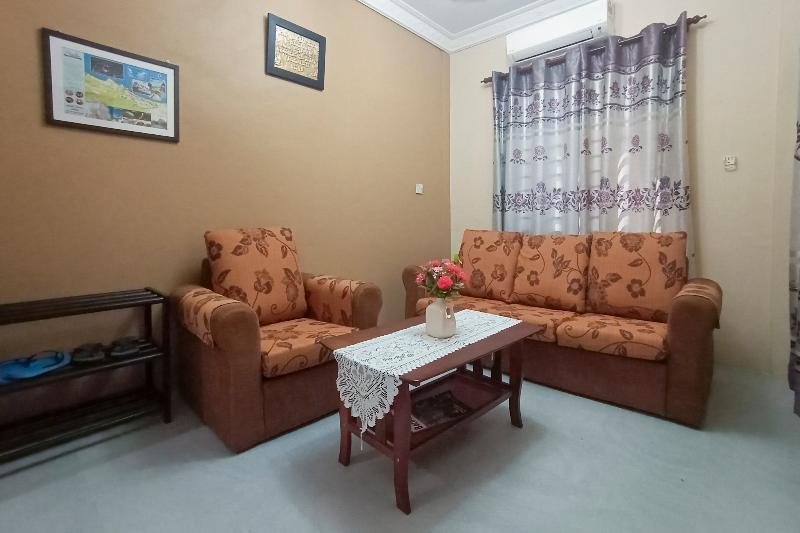 호텔 Oyo 90247 Homestay Canada Hill