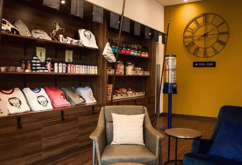 The Niu Saddle   Apartments