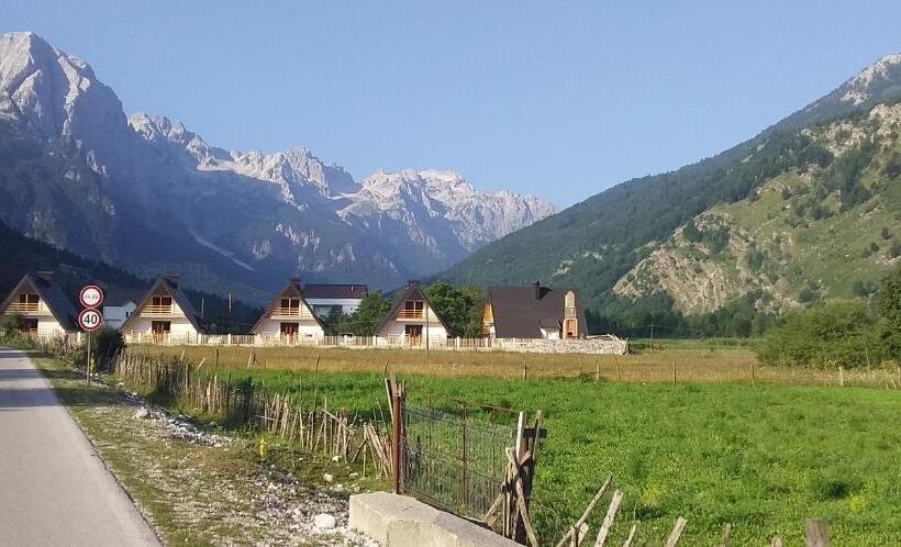 ホテル Bujtinat E Lugines Valbone