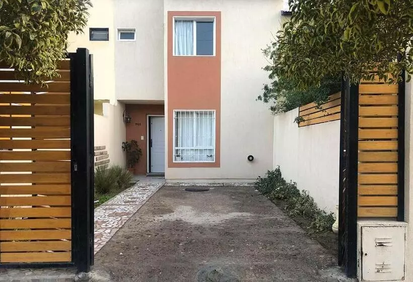 Arenas B&b  Casa Compartida