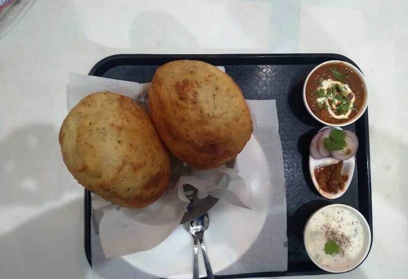 בית מלון כפרי Diva Pushkar