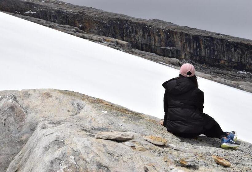 בית מלון כפרי Gll