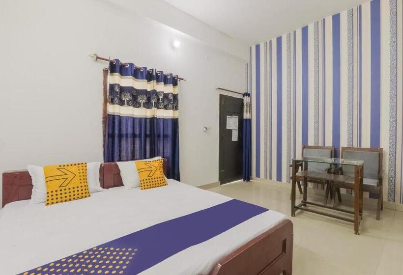 فندق Spot On Sahyadri Inn