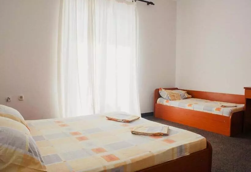 پانسیون Apartmans And Rooms Mato