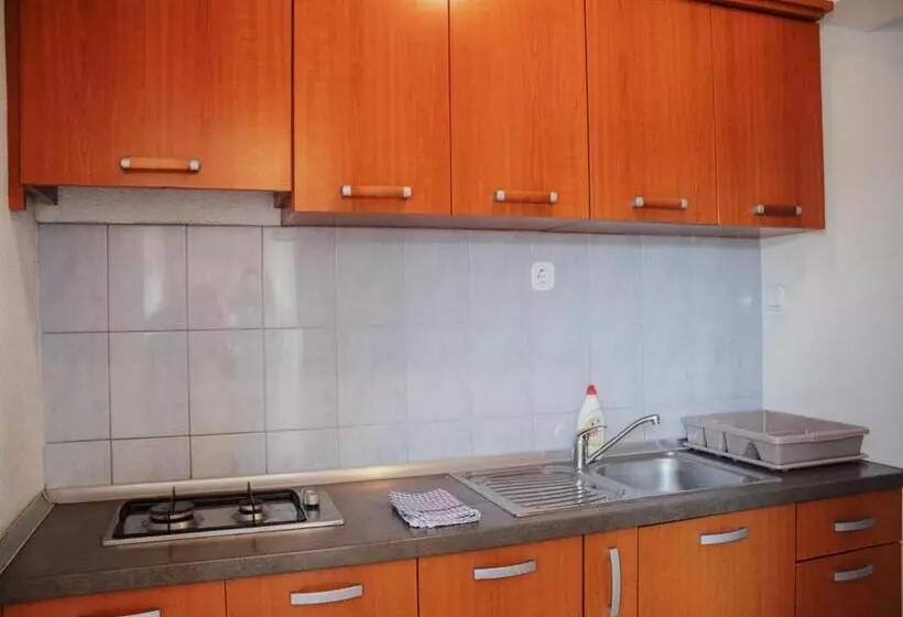 پانسیون Apartmans And Rooms Mato