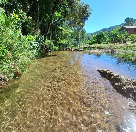 Majatalo Chales Cantinho Nosso