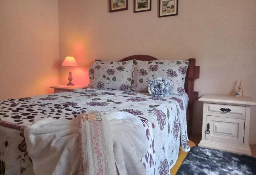 פנסיון Chales Cantinho Nosso