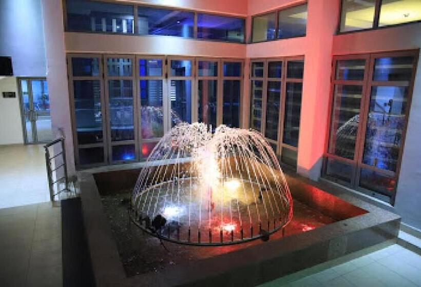 پانسیون Room In Lodge Best Western Plus Ibadan