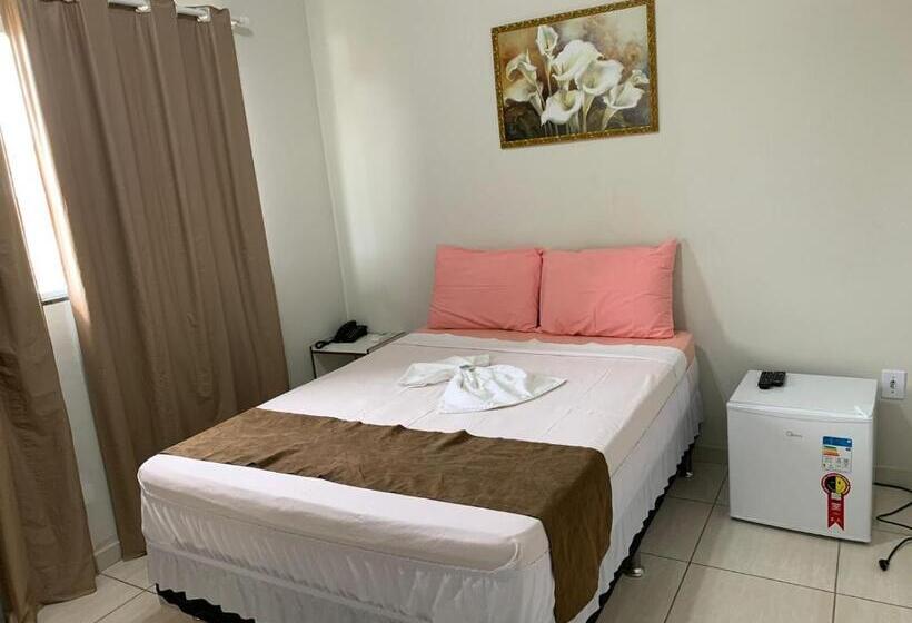 בית מלון כפרי Alelos