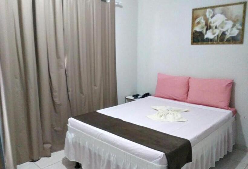 בית מלון כפרי Alelos