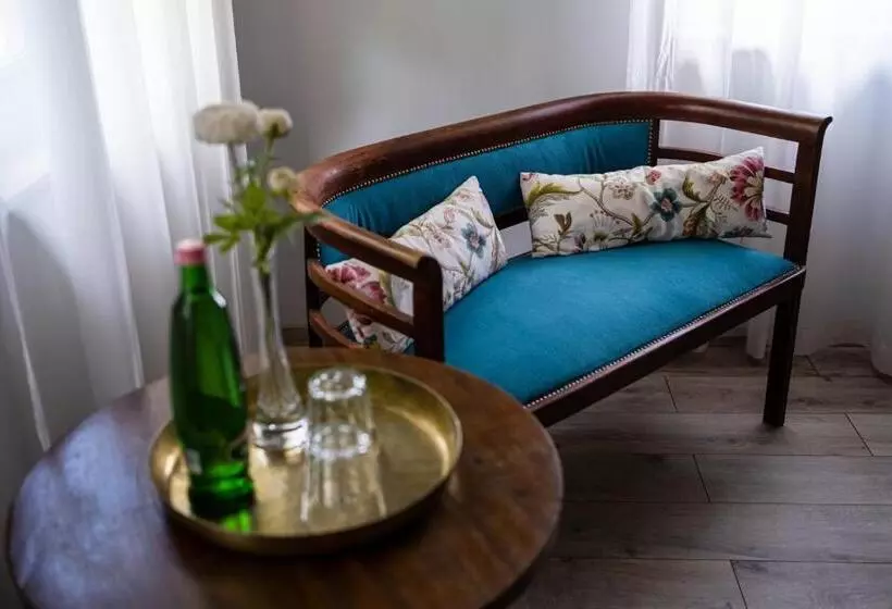 ホテル Neptun Badacsony