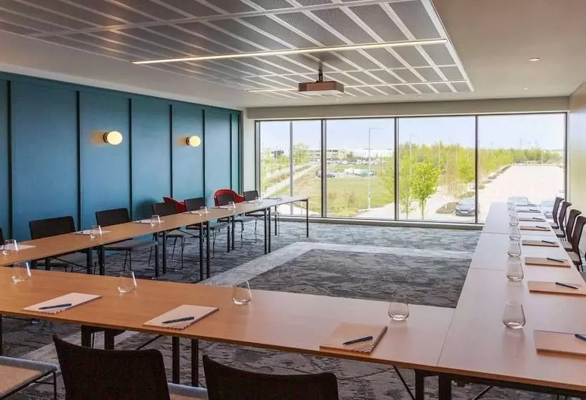 Novotel Cambridge North
